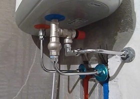 Установка водонагревателя в Пскове