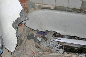 Демонтаж ванны в Пскове